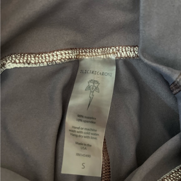 Electric & Rose Athletic - Picture 5 of 7